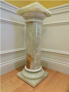 Green onyx pedestal column shafts