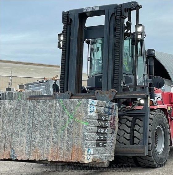 Nero Africa Granite blocks