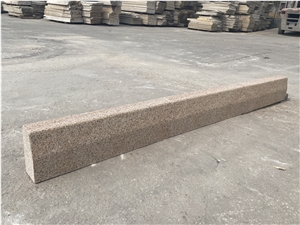 Rusty Yellow G682  Curbstone Golden Beige Granite Kerbstone