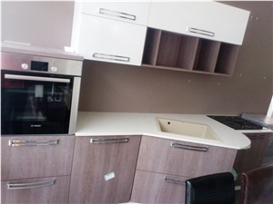 White Quartz Kitchen Countertops