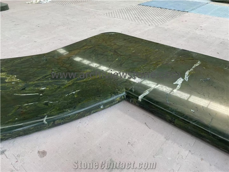 Victoria Regia Bar Top Green Marble Table Top