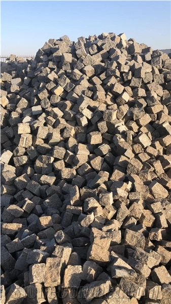 PAVEMENT/LANSCAPE STONES - BHG