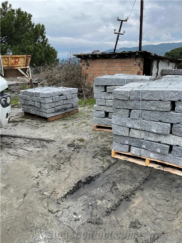Bergama Grey Granite Curbstone