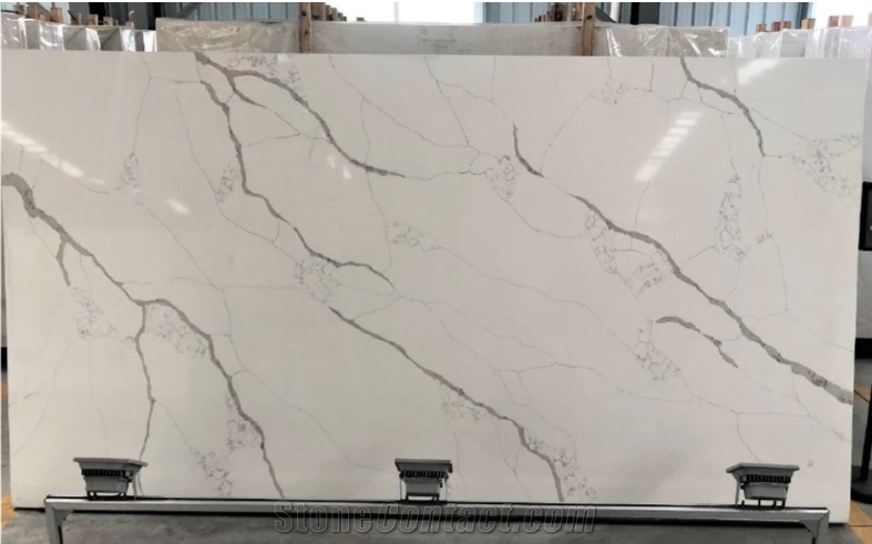 Calacatta Artificial Quartz Slabs Supplier