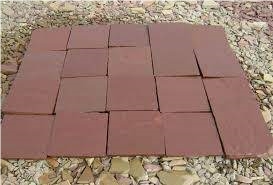 Mandana Red