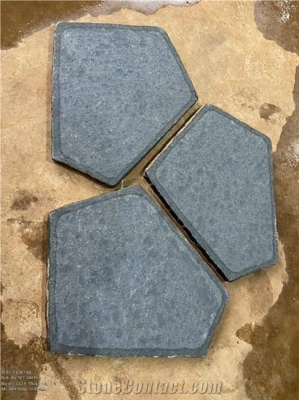 Flammed Black Basalt Flagstone Crazy Stepping Stone 
