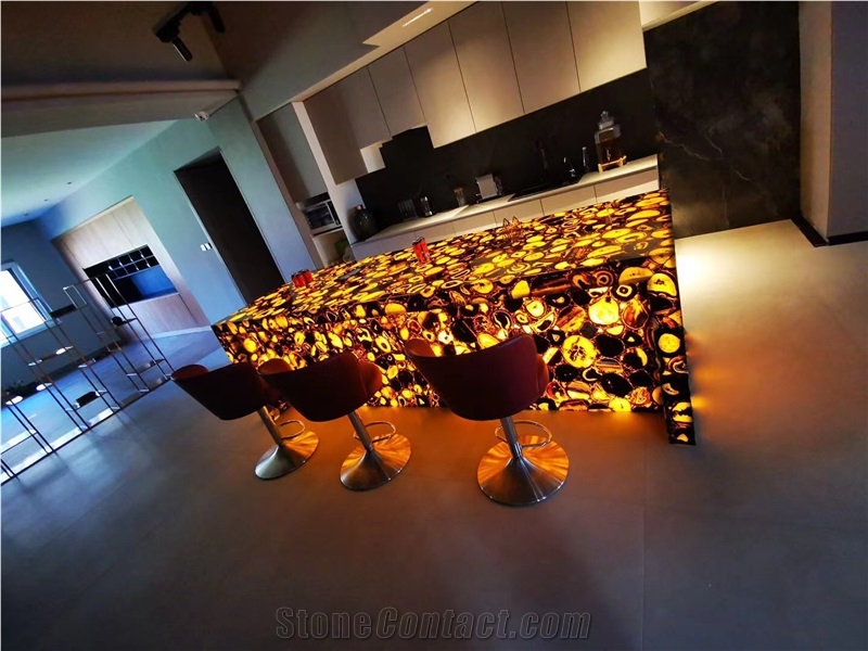 Backlit Agate Prefab Kitchen Countertop Semi Precious Island