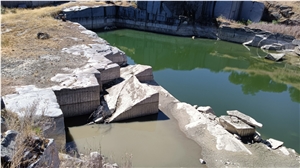 Negro Ochavo Especial Granite Quarry