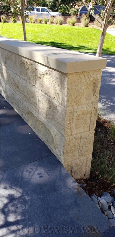 Split Beige Sandstone Wall Caldding