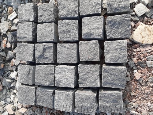 Kandla Grey Sandstone Hand Cut Cobblestone
