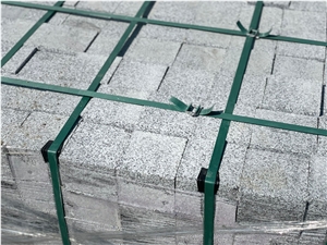 Bergama Grey Granite Split-Cut Grey Cube Stone, Cobble Stone