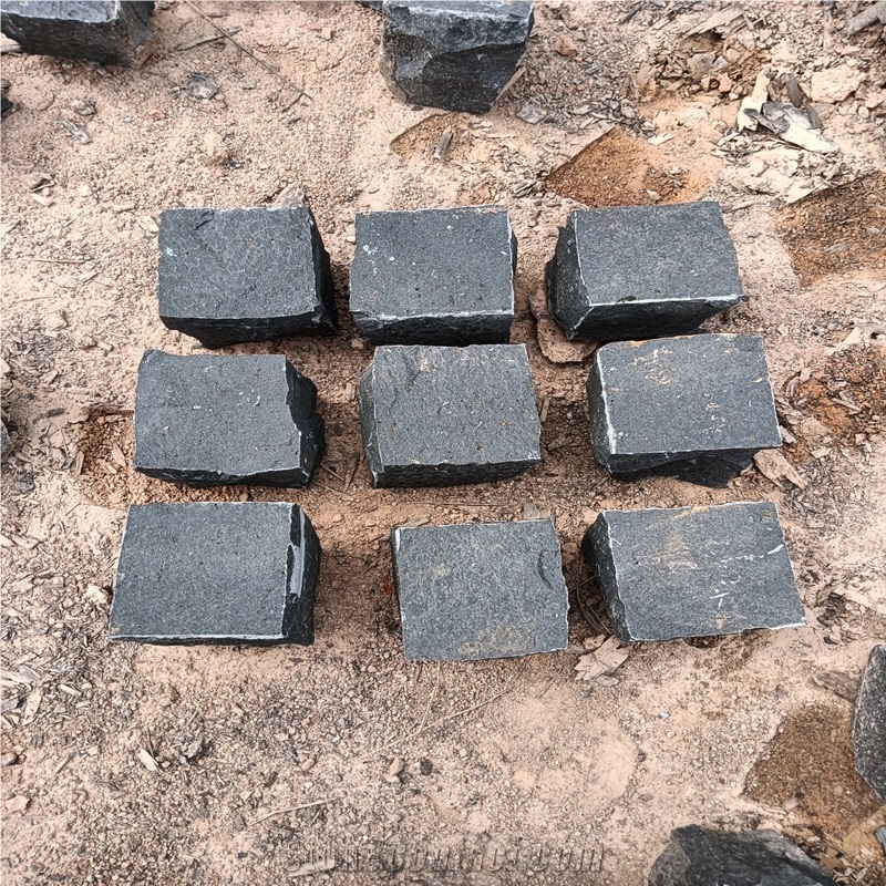 Black Basalt Cobblestone Pavers