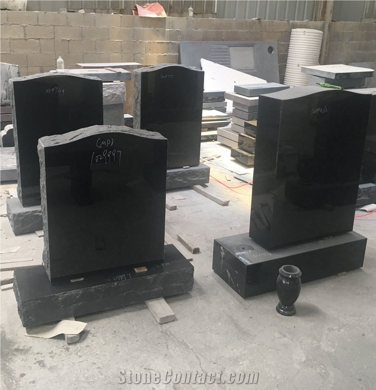 Black Granite Split Upright Monuments With Base