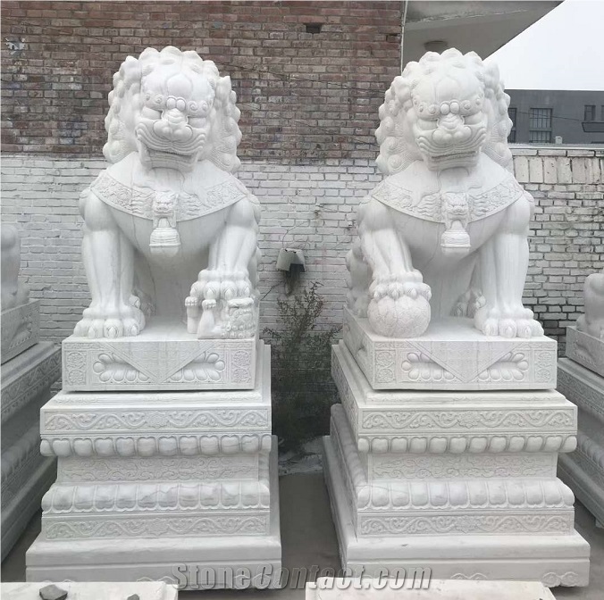 White Marble Fu Dog Sculpture Chinese Foo Dog Statue