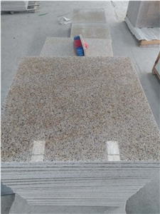 China Rusty G682 Granite Yellow Granite Tile Flooring Pavers