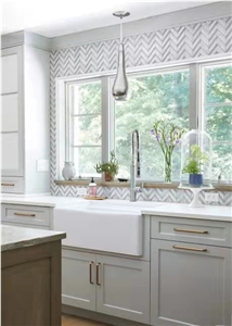 Calacatta White Herringbone Mosaic 
