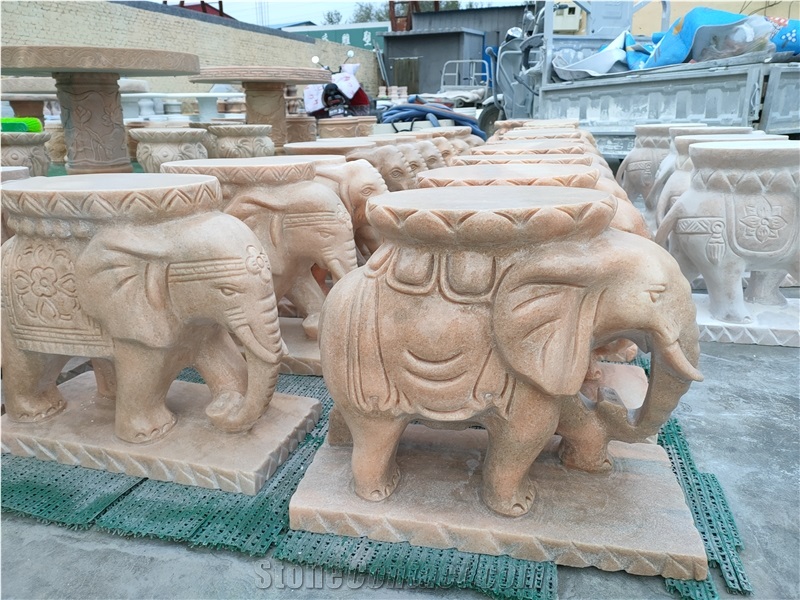 Red Marble Animal Carved Garden Chair Table Set