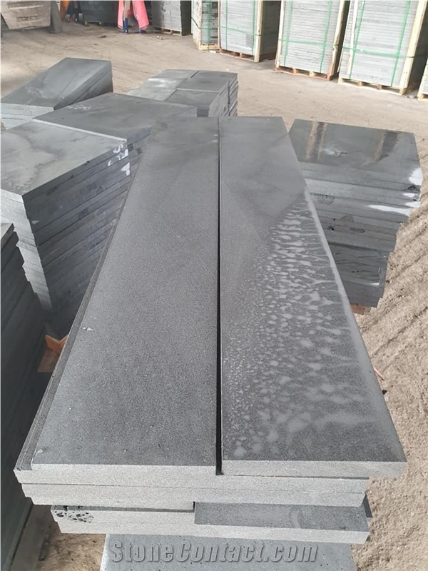 Ant Lava Stone Tile 600 X 900 X 30Mm 