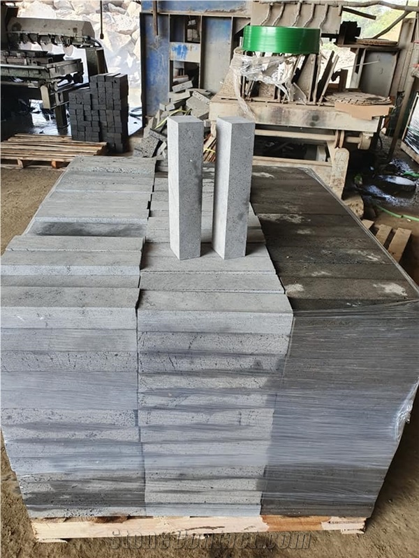 Ant Lava Stone Tile 600 X 900 X 30Mm 