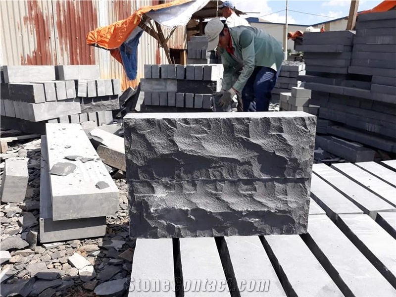 Mushroom/Handmade Cobble Black Basalt Stone