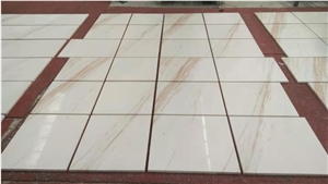 China Calacatta Gold Marble Tile