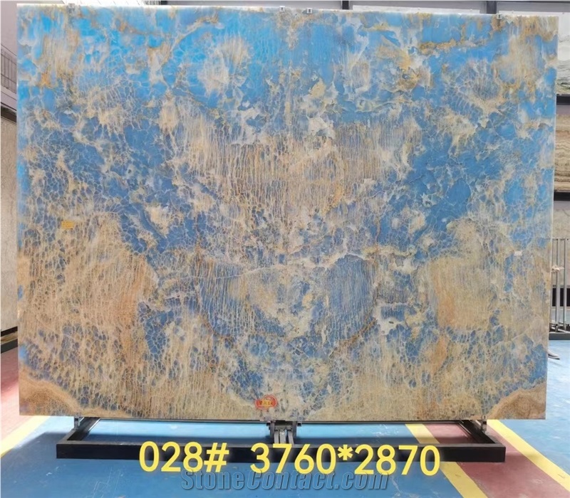 Transparent Blue Brown Onyx Slab Hotel Wall Background