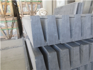 Blue Limestone Lintels, Sills, Quoins, Plinths And Surrounds