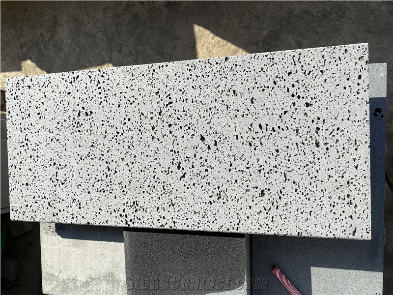 Chinese Grey Basalt Lava Stone Tiles For Outdoor Paving