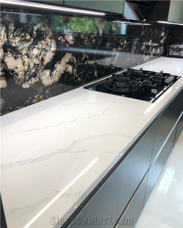 Natural Stone Cosmic Black & Quartz Calacatta Imperial
