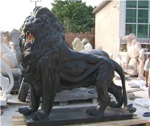 HONED BLACK MARBLE GARDEN LION