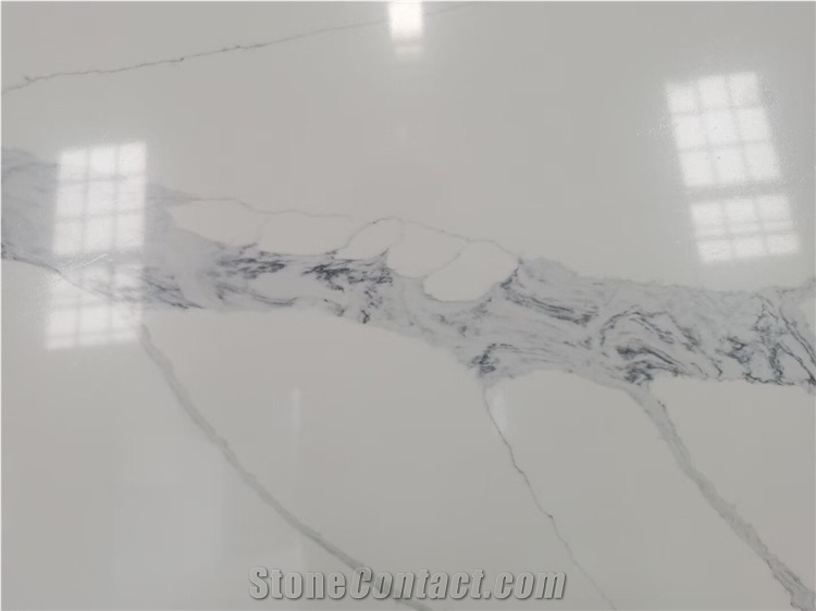 Bookmatched Calacatta White Quartz  Floor White Quartz Slabs