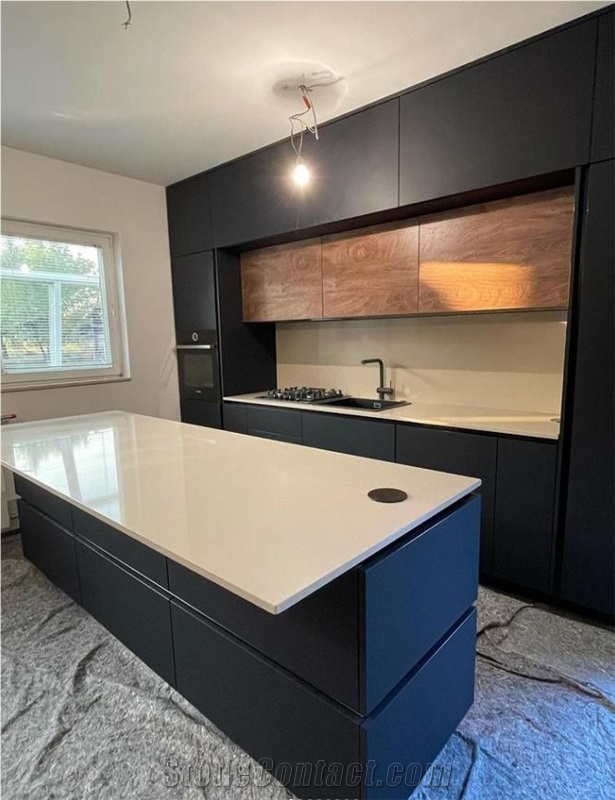 Quartz Kitchen Countertop