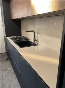 Quartz Kitchen Countertop