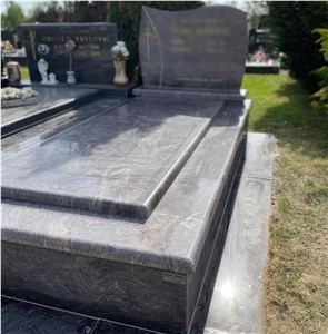 Paradiso Bash Granite Monument