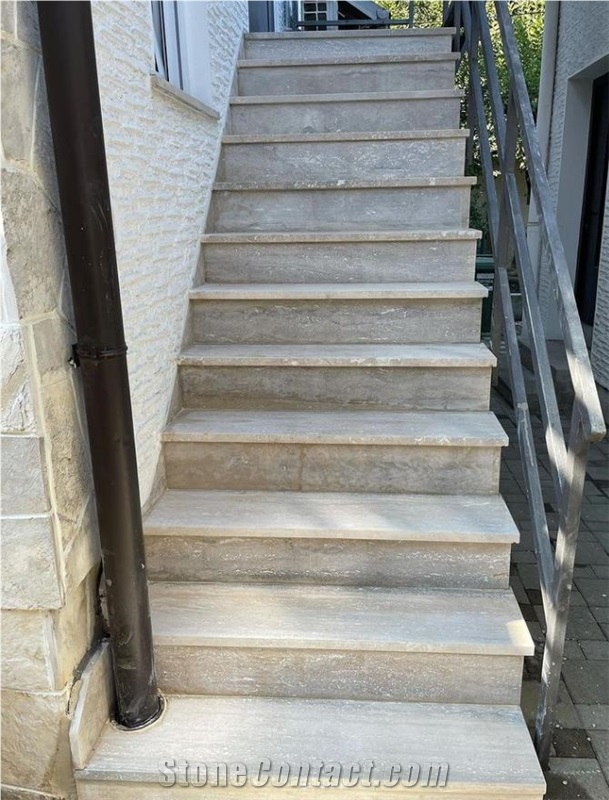 Travertine Staircase- Steps And Risers