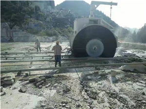 Natural Dark Gray Emperador Marble Quarry