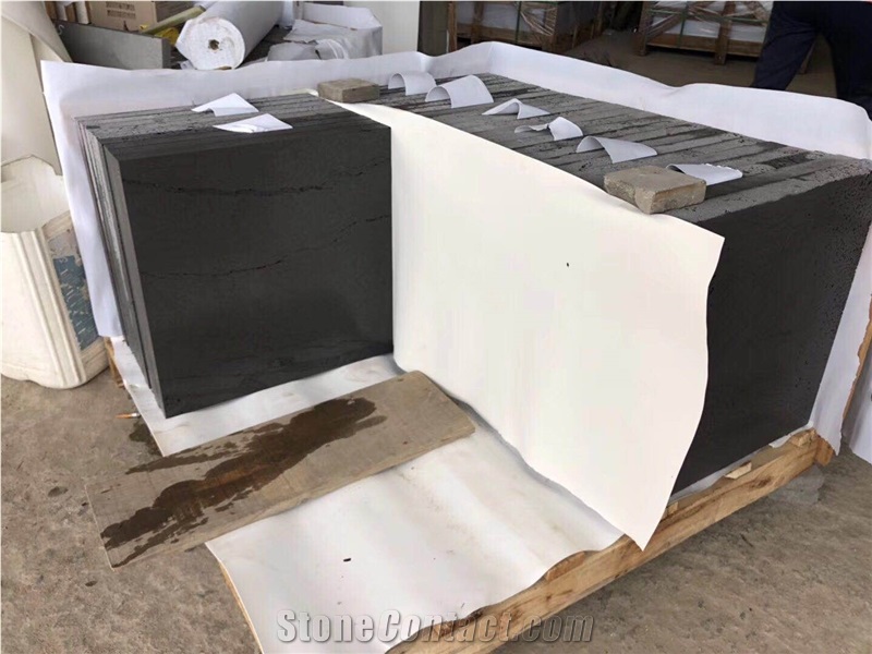 Honed Hainan Black Basalt Lava Stone Stone Flooring Tile 
