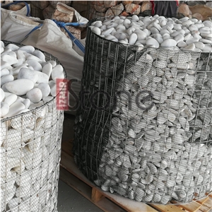 Snow White Pebbles