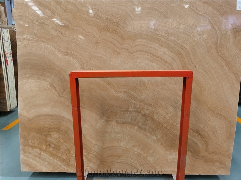 Bookmatch Wood Grain Yellow Onyx Slab