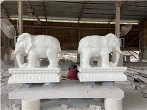 Guangxi White Elephant Animal Garden Sculpture