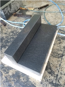 Anthracite Basalt Kerbstone
