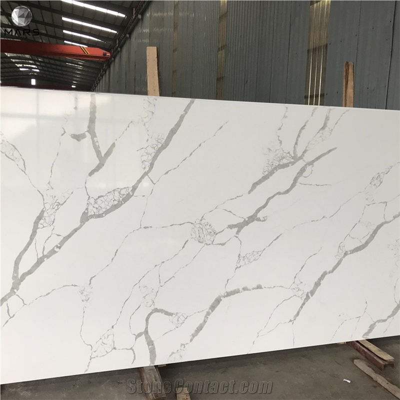 China Factory Price White Calcutta Artificial Quartz Slab