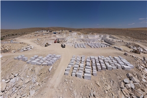 Camel Beige Marble Quarry