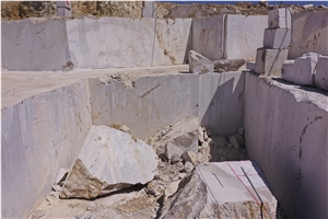Camel Beige Marble Quarry
