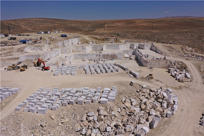Camel Beige Marble Quarry