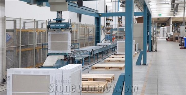 Falcon Millennium Automatic Palletizer