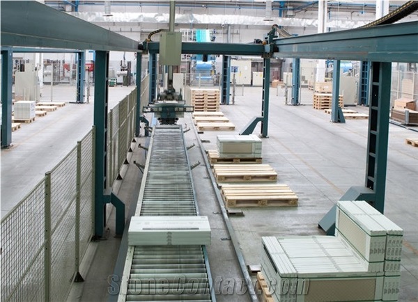 Falcon Millennium Automatic Palletizer