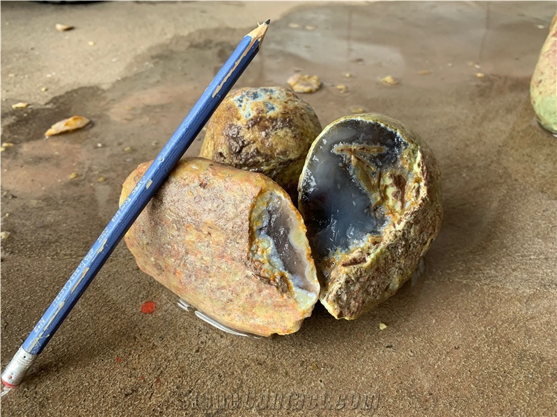 Brazilian Agate Full Precious Stone Boulders