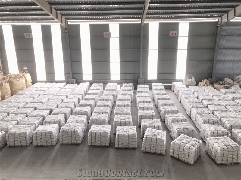 White Pebble Stone For Floor Coating And Brick Making