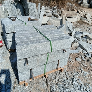 G603 Grey Granite Split Palisade Fence Post Garden Paving